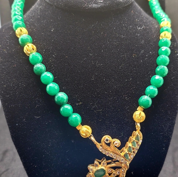 NATURAL STRAND GREEN EMERALD ROUND BEADS NECKLAC - Picture 5 of 9